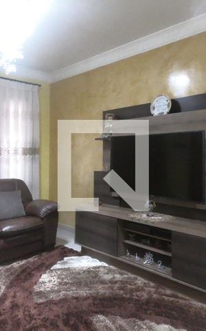 Casa à venda com 156m², 2 quartos e 2 vagasSala
