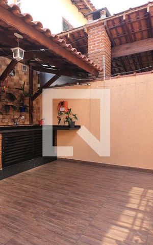 Casa à venda com 156m², 2 quartos e 2 vagasChurrasqueira