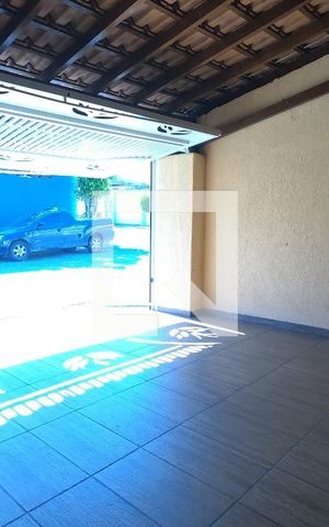 Casa à venda com 156m², 2 quartos e 2 vagasGaragem