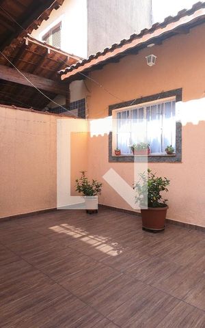 Casa à venda com 156m², 2 quartos e 2 vagasChurrasqueira
