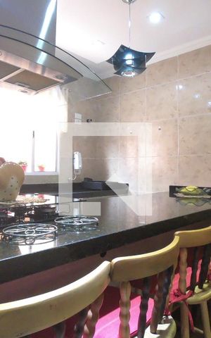 Casa à venda com 156m², 2 quartos e 2 vagasCozinha