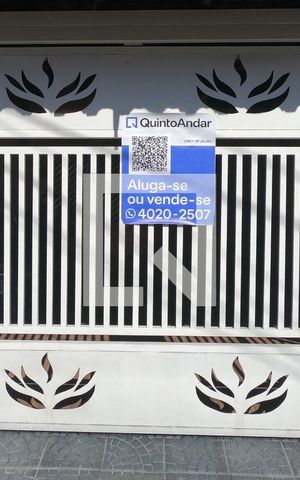 Casa à venda com 156m², 2 quartos e 2 vagasPlaca