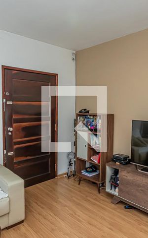 Casa à venda com 203m², 2 quartos e 5 vagas Casa à venda com 203m², 2 quartos e 5 vagasSala