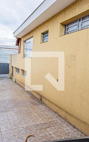 Casa à venda com 203m², 2 quartos e 5 vagas Casa à venda com 203m², 2 quartos e 5 vagasQuintal
