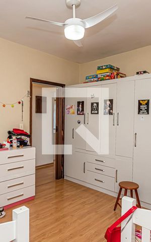 Casa à venda com 203m², 2 quartos e 5 vagas Casa à venda com 203m², 2 quartos e 5 vagasSuite