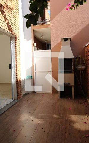 Apartamento para alugar com 58m², 2 quartos e 1 vagaQuintal