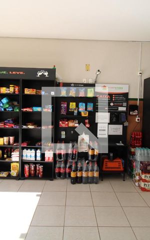 Apartamento para alugar com 58m², 2 quartos e 1 vagaÁrea comum - Mini Mercado