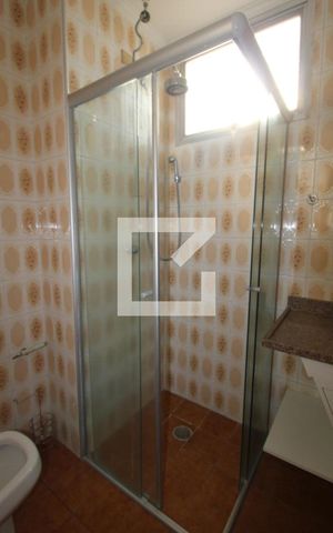 Apartamento à venda com 72m², 2 quartos e 1 vagaBanheiro Social