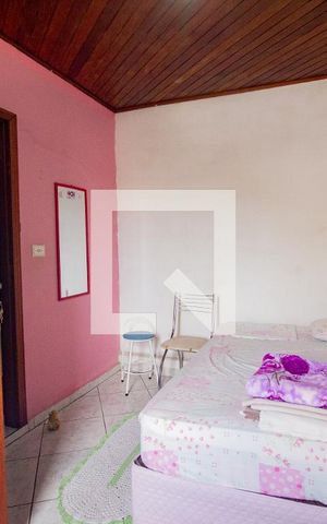 Casa à venda com 183m², 4 quartos e 4 vagasquarto 1