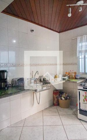 Casa à venda com 183m², 4 quartos e 4 vagascozinha