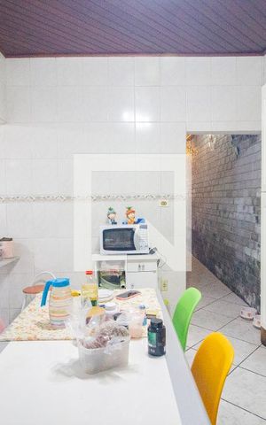Casa à venda com 183m², 4 quartos e 4 vagascozinha