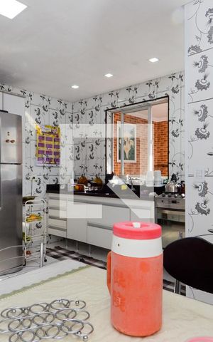 Casa à venda com 207m², 4 quartos e 3 vagasCozinha