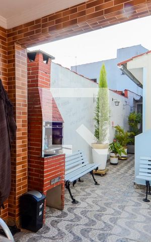 Casa à venda com 207m², 4 quartos e 3 vagasChurrasqueira