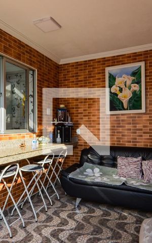 Casa à venda com 207m², 4 quartos e 3 vagasChurrasqueira