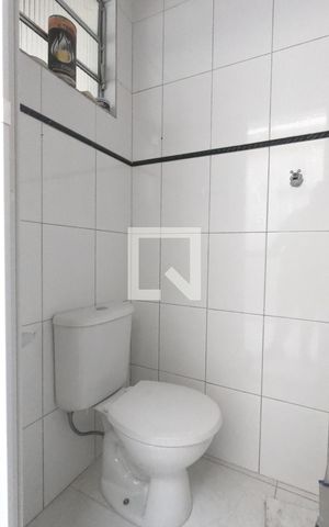 Casa à venda com 300m², 3 quartos e 5 vagasBanheiro de Serviço