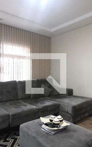 Casa à venda com 300m², 3 quartos e 5 vagasSala