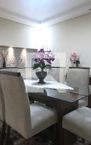 Casa à venda com 300m², 3 quartos e 5 vagasSala