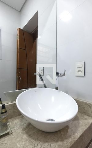 Casa à venda com 300m², 3 quartos e 5 vagasLavabo