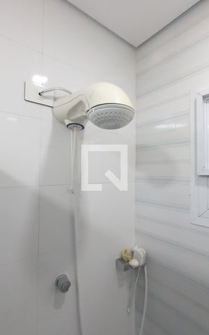 Casa à venda com 300m², 3 quartos e 5 vagasBanheiro da Suíte 1