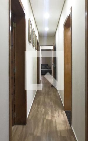 Casa à venda com 300m², 3 quartos e 5 vagasCorredor