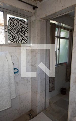 Casa à venda com 100m², 1 quarto e 2 vagas Casa à venda com 100m², 1 quarto e 2 vagasÁrea de Serviço