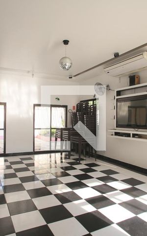 Casa de condomínio para alugar com 118m², 3 quartos e 1 vaga Casa de condomínio para alugar com 118m², 3 quartos e 1 vagaÁrea comum