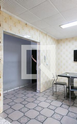 Casa à venda com 760m², 4 quartos e 2 vagas Casa à venda com 760m², 4 quartos e 2 vagasCozinha