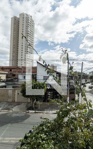 Casa à venda com 160m², 1 quarto e 2 vagas Casa à venda com 160m², 1 quarto e 2 vagasVista Banheiro Quarto