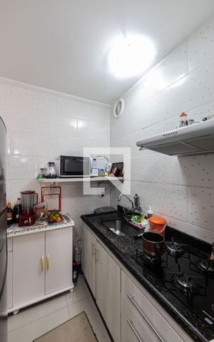 Casa à venda com 160m², 1 quarto e 2 vagas Casa à venda com 160m², 1 quarto e 2 vagasCozinha