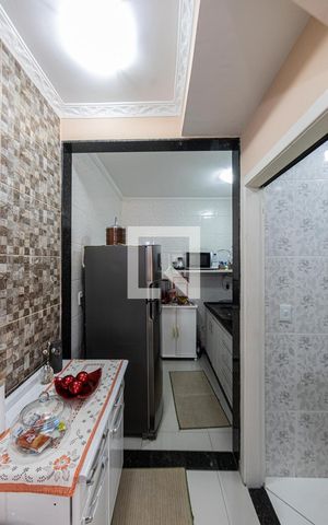 Casa à venda com 160m², 1 quarto e 2 vagas Casa à venda com 160m², 1 quarto e 2 vagasCorredor