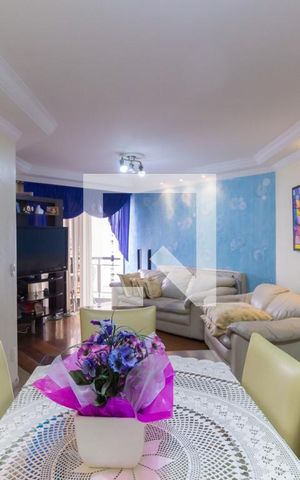 Apartamento à venda com 117m², 3 quartos e 2 vagas Apartamento à venda com 117m², 3 quartos e 2 vagasSala