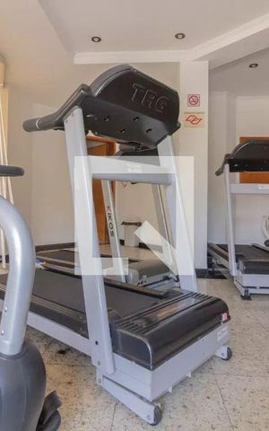 Apartamento à venda com 117m², 3 quartos e 2 vagas Apartamento à venda com 117m², 3 quartos e 2 vagasÁrea comum - Academia