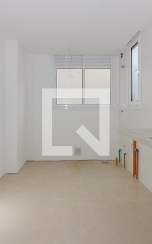 Apartamento à venda com 73m², 2 quartos e 2 vagas Apartamento à venda com 73m², 2 quartos e 2 vagasCozinha e Área de Serviço
