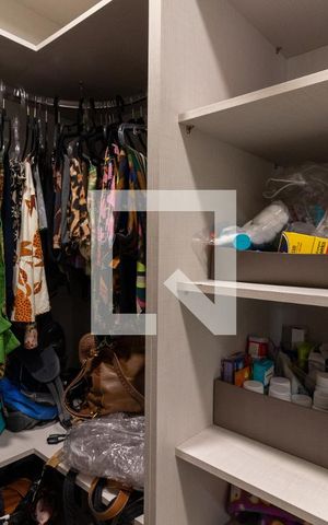 Apartamento à venda com 120m², 3 quartos e 2 vagasCloset da Suíte 