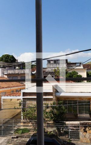 Casa à venda com 450m², 6 quartos e 2 vagas Casa à venda com 450m², 6 quartos e 2 vagasQuarto 3 - Vista