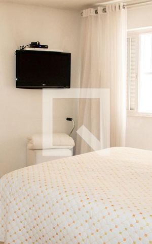 Casa à venda com 360m², 4 quartos e 6 vagas Casa à venda com 360m², 4 quartos e 6 vagasQuarto 2