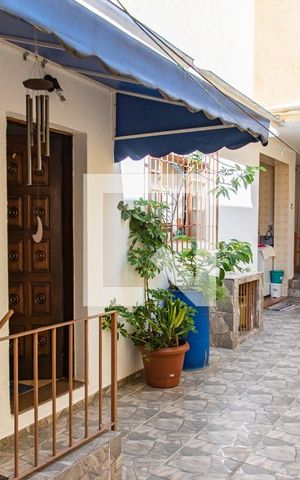Casa à venda com 400m², 3 quartos e 5 vagas Casa à venda com 400m², 3 quartos e 5 vagasQuintal