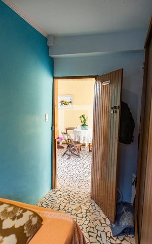 Casa à venda com 400m², 3 quartos e 5 vagas Casa à venda com 400m², 3 quartos e 5 vagasQuarto de serviço