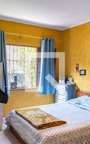 Casa à venda com 400m², 3 quartos e 5 vagas Casa à venda com 400m², 3 quartos e 5 vagasQuarto 3