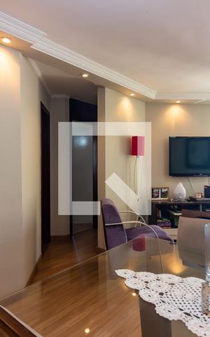 Apartamento à venda com 55m², 2 quartos e 1 vaga Apartamento à venda com 55m², 2 quartos e 1 vagaSala