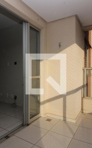 Apartamento para alugar com 87m², 3 quartos e 1 vagaSacada