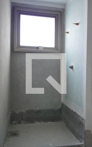 Apartamento à venda com 291m², 4 quartos e 4 vagasBanheiro da Suíte 1 e 2-Americana 