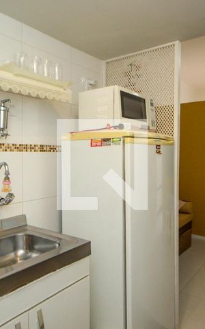 Apartamento à venda com 30m², 1 quarto e 1 vaga Apartamento à venda com 30m², 1 quarto e 1 vagaCozinha
