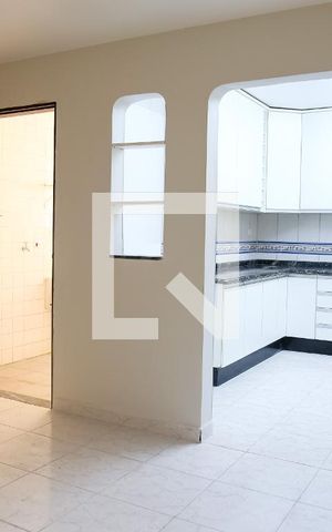 Casa para alugar com 300m², 4 quartos e 4 vagas Casa para alugar com 300m², 4 quartos e 4 vagasSala de Jantar