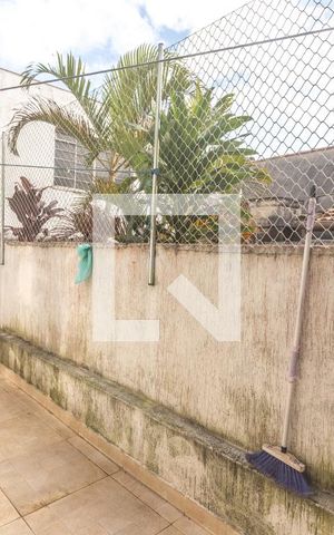 Casa à venda com 143m², 2 quartos e 2 vagas Casa à venda com 143m², 2 quartos e 2 vagasQuintal
