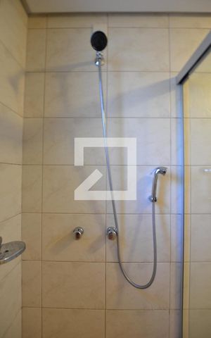 Apartamento à venda com 238m², 3 quartos e 3 vagasBanheiro da Suíte