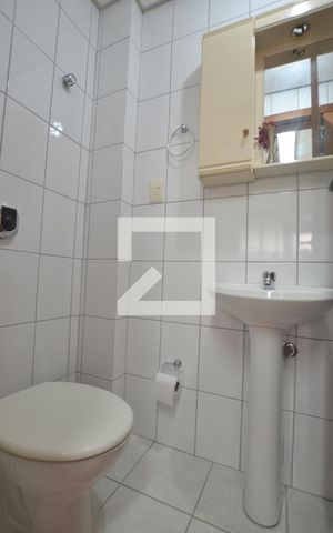 Apartamento à venda com 238m², 3 quartos e 3 vagasBanheiro Serviço