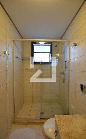 Apartamento à venda com 238m², 3 quartos e 3 vagasBanheiro da Suíte