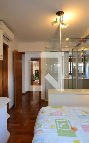 Apartamento à venda com 238m², 3 quartos e 3 vagasSuíte