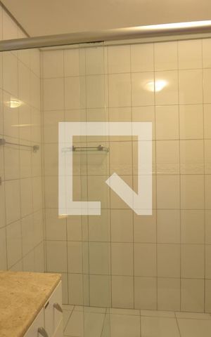 Apartamento à venda com 238m², 3 quartos e 3 vagasBanheiro
